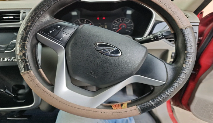 2016 Mahindra Kuv100 K8 D 6 STR, Diesel, Manual, 59,195 km, interior