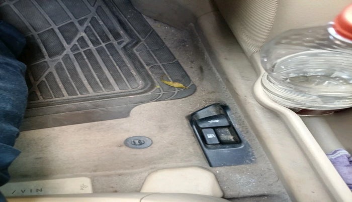 2017 Toyota Camry HYBRID, Hybrid, Automatic, 42,258 km, interior