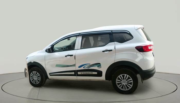 2024 Renault TRIBER RXE MT, Petrol, Manual, 5,317 km, exterior