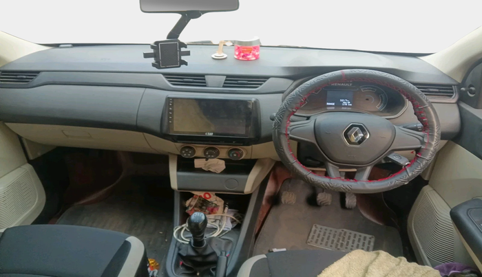 2024 Renault TRIBER RXE MT, Petrol, Manual, 5,317 km, interior