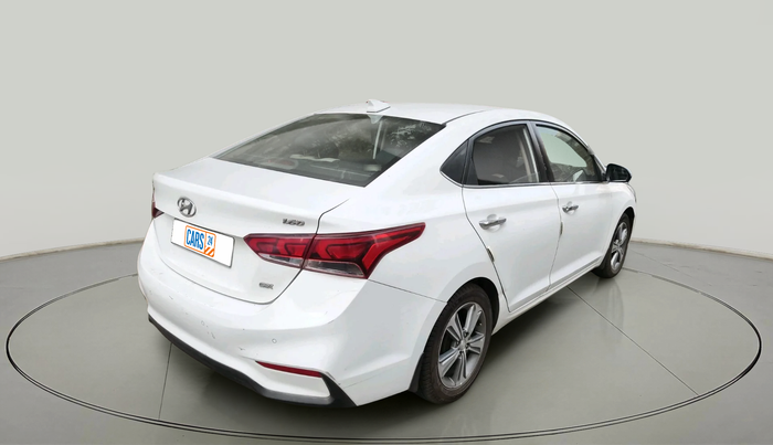 2017 Hyundai Verna 1.6 SX (O) CRDI MT, Diesel, Manual, 98,927 km, exterior