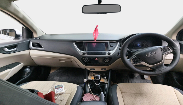 2017 Hyundai Verna 1.6 SX (O) CRDI MT, Diesel, Manual, 98,927 km, interior