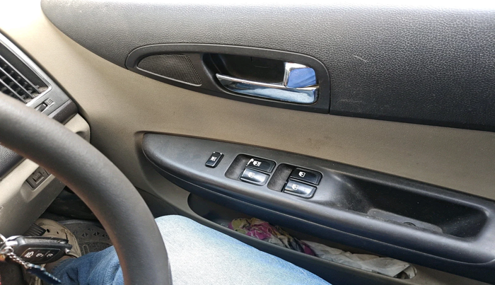 2013 Hyundai i20 MAGNA 1.2, Petrol, Manual, 53,513 km, interior