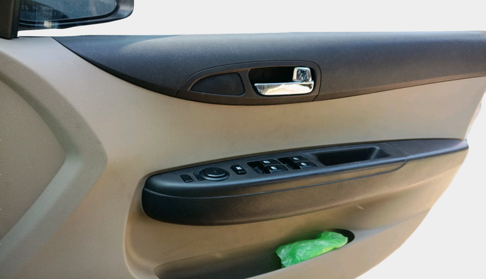 2014 Hyundai i20 SPORTZ 1.2, Petrol, Manual, 68,637 km, interior