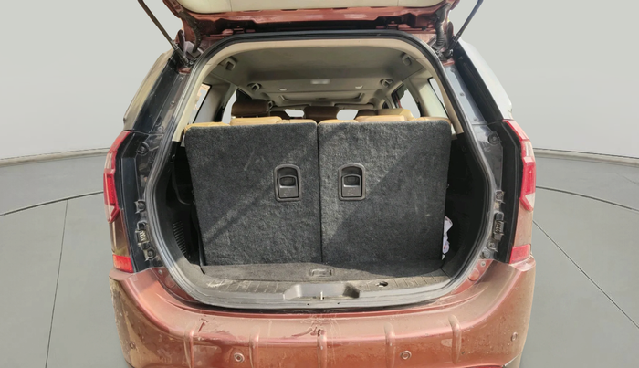 2019 Mahindra XUV500 W11, Diesel, Manual, 49,893 km, exterior