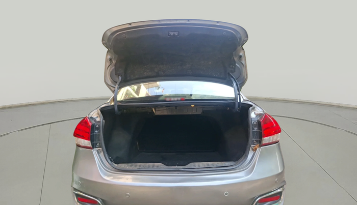 2019 Maruti Ciaz ALPHA  AT 1.5 SHVS PETROL, Petrol, Automatic, 1,18,417 km, exterior