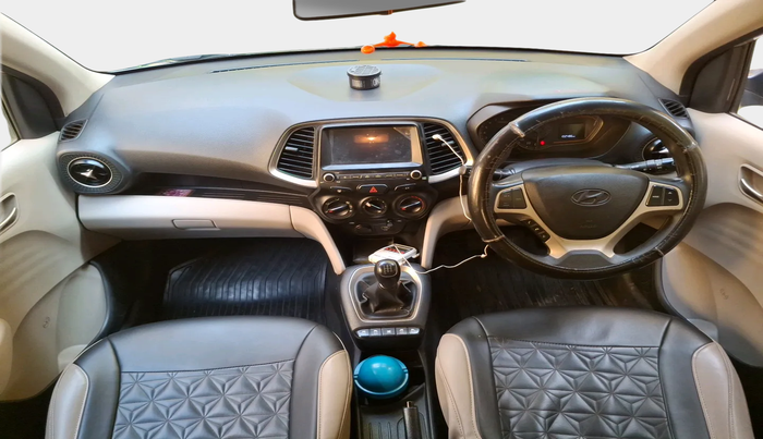 2019 Hyundai NEW SANTRO SPORTZ MT, Petrol, Manual, 1,02,486 km, interior
