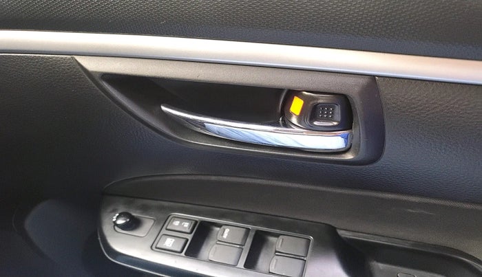 2012 Maruti Swift ZXI, Petrol, Manual, 13,974 km, interior