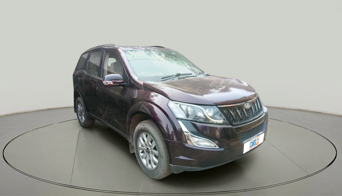 2015 Mahindra XUV500 W10, Diesel, Manual, 1,37,469 km, exterior