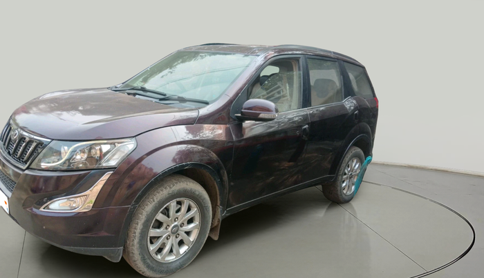 2015 Mahindra XUV500 W10, Diesel, Manual, 1,37,469 km, exterior