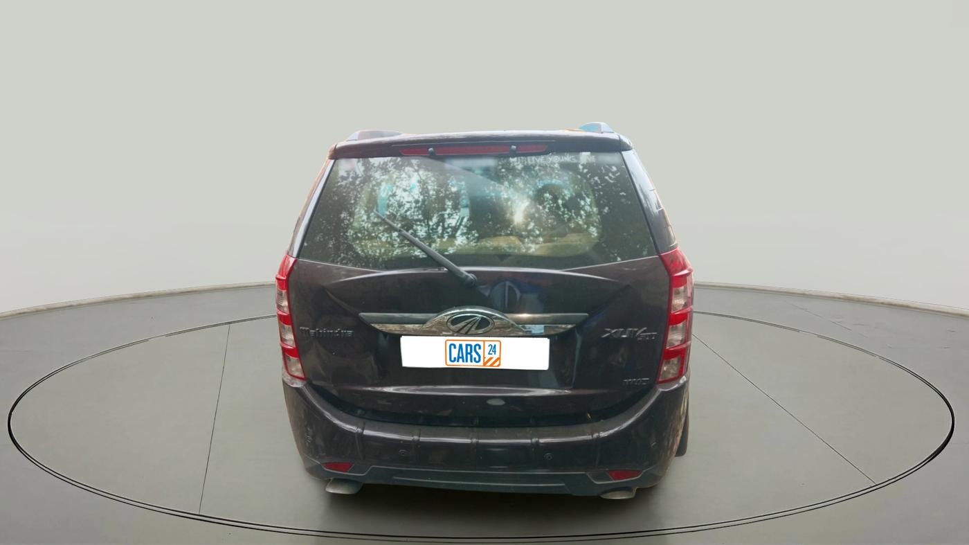 2015 Mahindra XUV500 W10, Diesel, Manual, 1,37,469 km, exterior