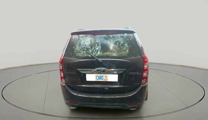 2015 Mahindra XUV500 W10, Diesel, Manual, 1,37,469 km, exterior