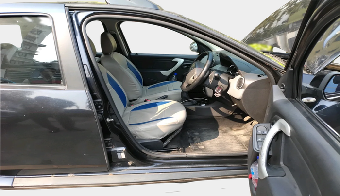 2016 Nissan Terrano XE (D), Diesel, Manual, 1,87,697 km, interior