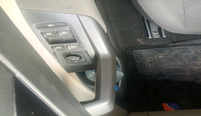 2023 Skoda SLAVIA AMBITION 1.0L TSI AT, Petrol, Automatic, 29,267 km, interior