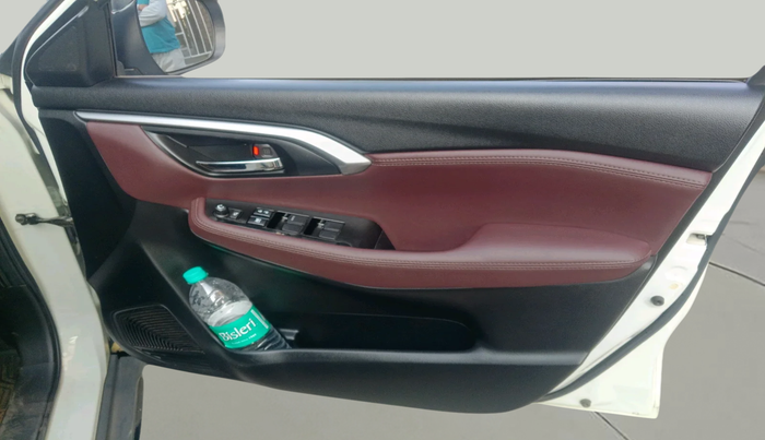 2023 Maruti Grand Vitara ALPHA SMART HYBRID, Petrol, Manual, 14,451 km, interior