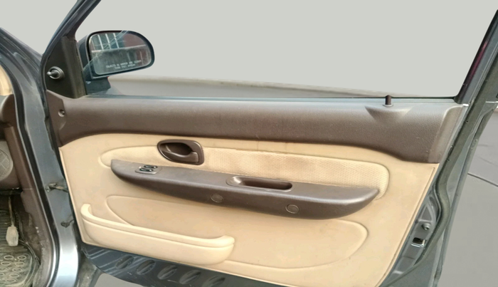 2010 Hyundai Santro Xing GLS, Petrol, Manual, 47,648 km, interior