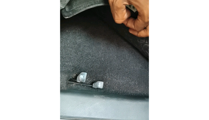 2011 Chevrolet Beat LT PETROL, Petrol, Manual, 32,265 km, interior