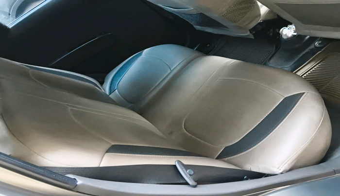 2011 Chevrolet Beat LT PETROL, Petrol, Manual, 32,265 km, interior