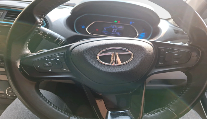 2023 Tata TIAGO EV XZ PLUS TECH LUX LONG RANGE, Electric, Automatic, 33,950 km, interior