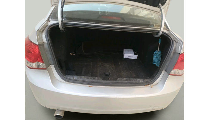 2011 Chevrolet Cruze LT, Diesel, Manual, 62,063 km, exterior