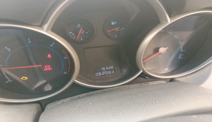 2011 Chevrolet Cruze LT, Diesel, Manual, 62,063 km, interior