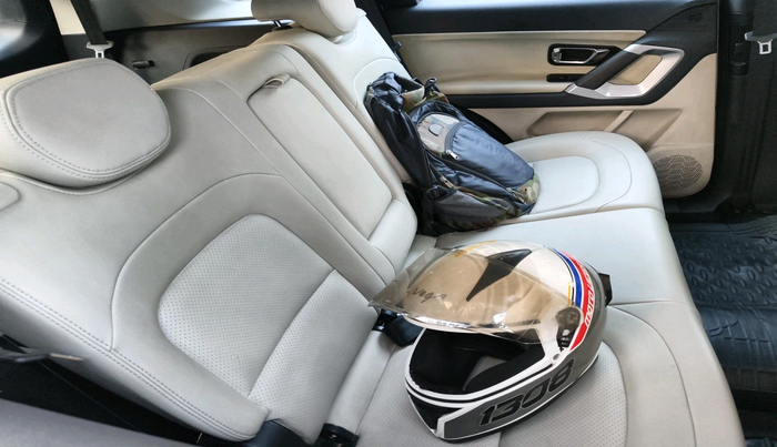 2022 Tata Safari XZA, Diesel, Automatic, 49,351 km, interior