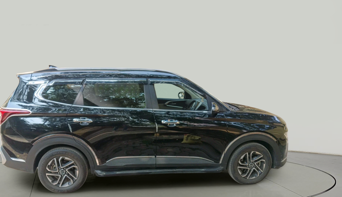 2023 KIA CARENS PRESTIGE PLUS 1.5 PETROL IMT 7 STR, Petrol, Manual, 7,889 km, exterior