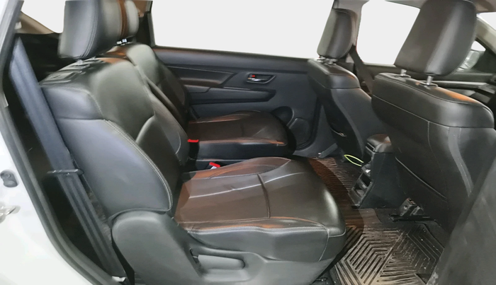 2022 Maruti XL6 ALPHA AT, Petrol, Automatic, 31,287 km, interior