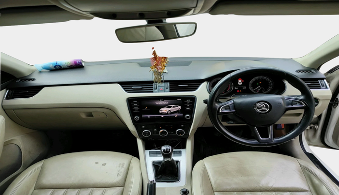 2019 Skoda Octavia STYLE 1.4 TSI, Petrol, Manual, 99,025 km, interior