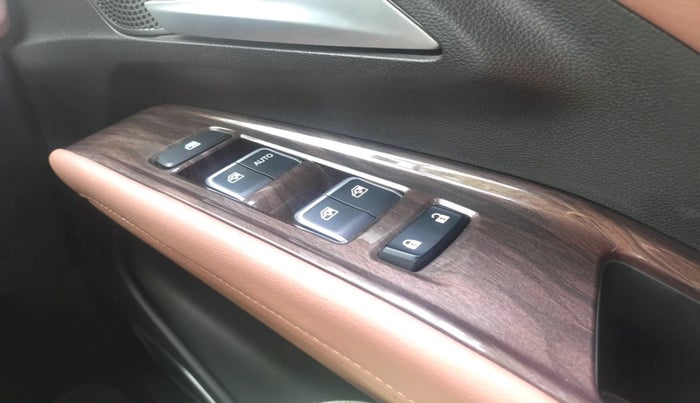 2023 MG HECTOR PLUS SHARP PRO 1.5 PETROL TURBO CVT 7 STR, Petrol, Automatic, 23,202 km, interior