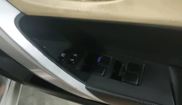 2017 Toyota Corolla Altis VL CVT PETROL, Petrol, Automatic, 69,326 km, interior