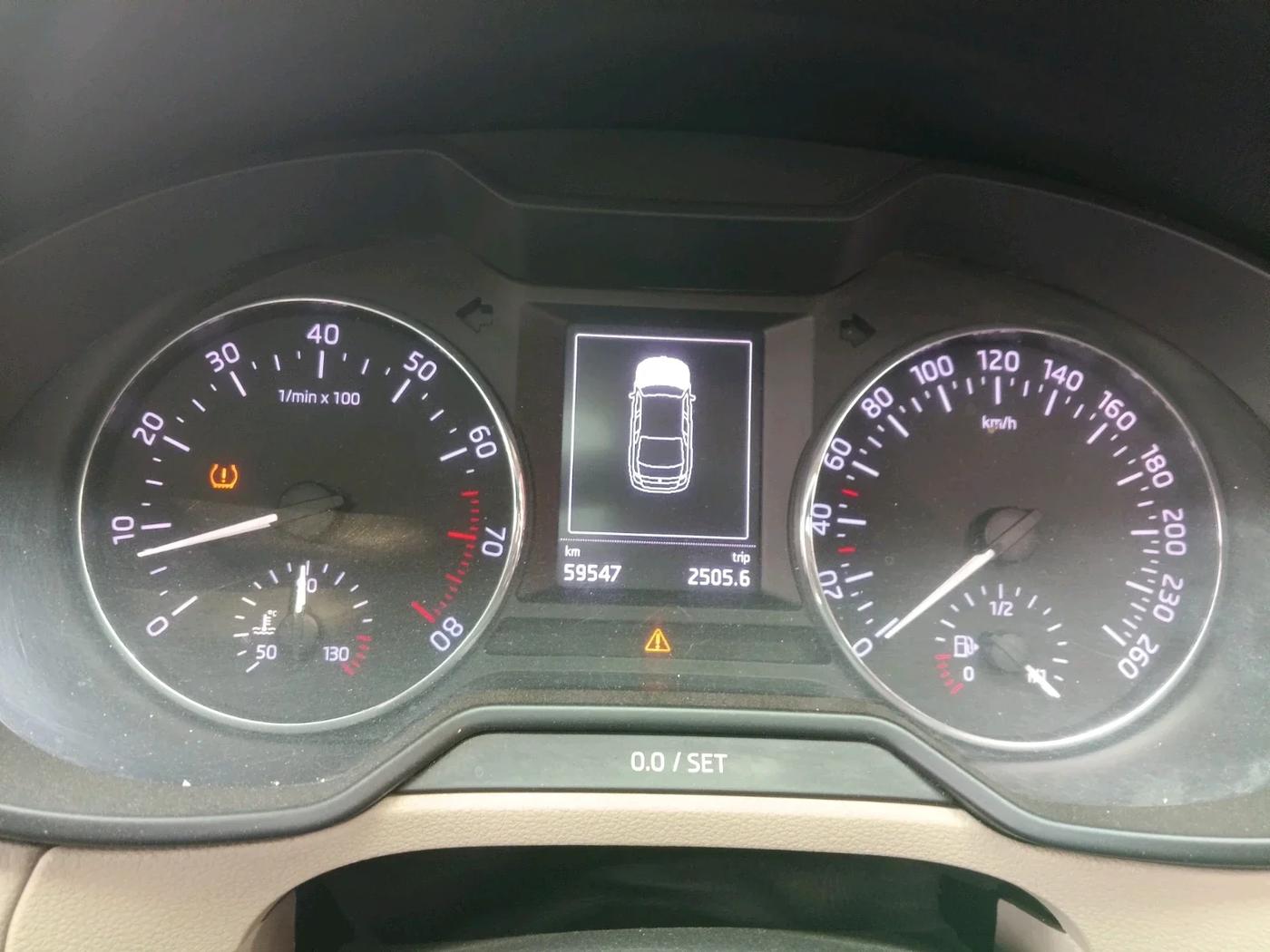 2016 Skoda Octavia STYLE PLUS AT 1.8 TSI, Petrol, Automatic, 59,547 km, interior