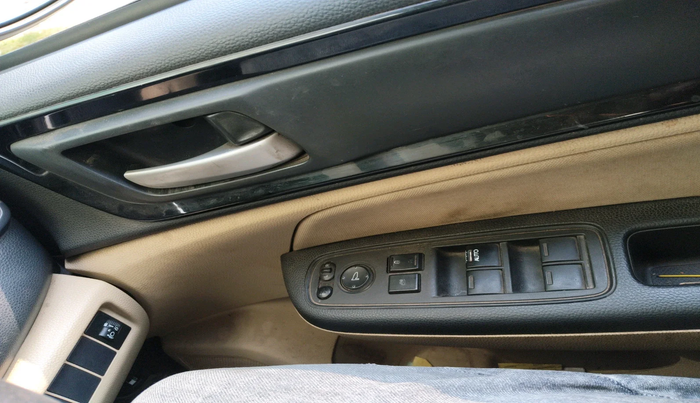 2021 Honda Amaze 1.5L I-DTEC S, Diesel, Manual, 84,417 km, interior