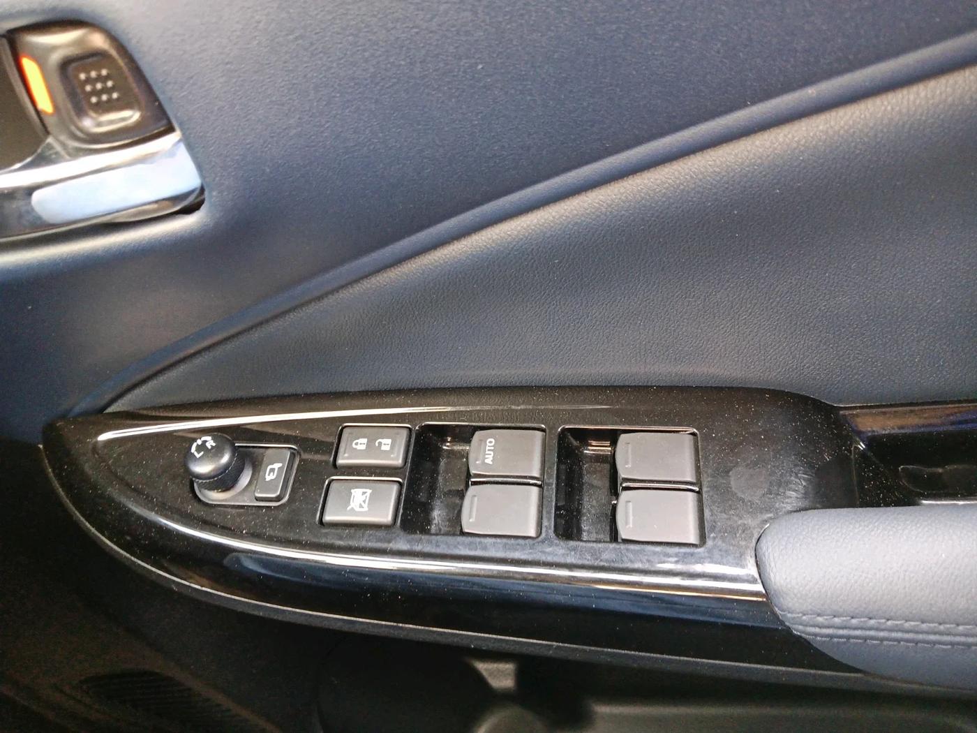 2025 Maruti Baleno ZETA PETROL 1.2, Petrol, Manual, 5,634 km, interior