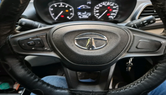 2021 Tata ALTROZ XM PLUS PETROL, Petrol, Manual, 22,566 km, interior
