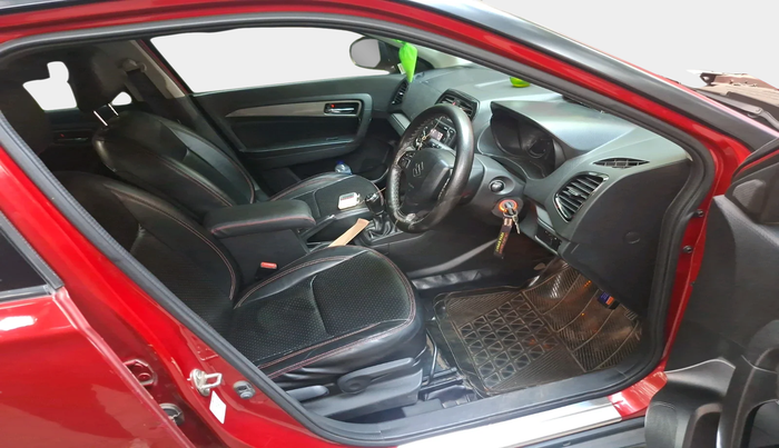 2019 Maruti Vitara Brezza ZDI, Diesel, Manual, 50,732 km, interior