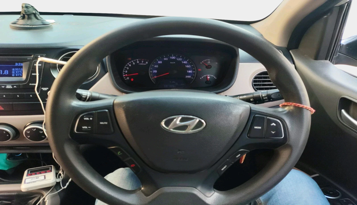 2015 Hyundai Xcent SX 1.2, Petrol, Manual, 68,183 km, interior