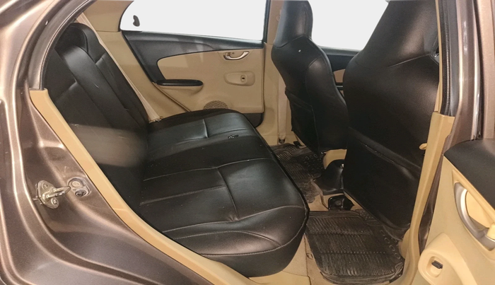 2015 Honda Brio VX MT, Petrol, Manual, 24,329 km, interior