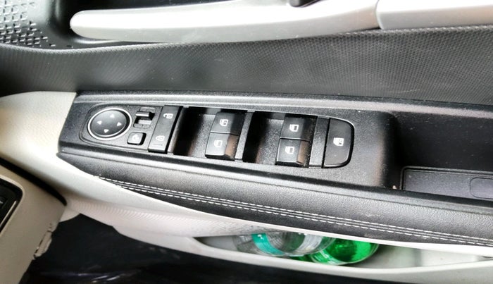 2023 KIA SONET HTX 1.0 TURBO PETROL IMT, Petrol, Manual, 7,342 km, interior