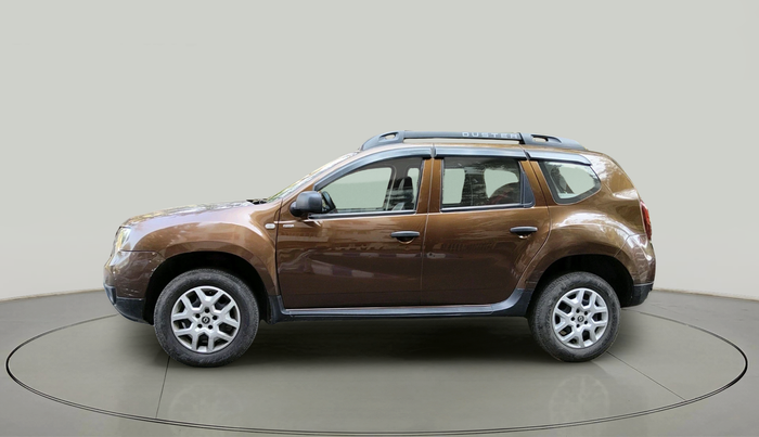 2017 Renault Duster RXE 1.6 PETROL, Petrol, Manual, 49,617 km, exterior