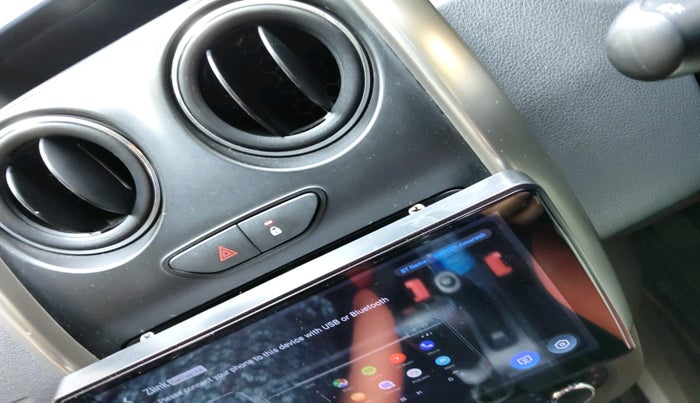 2017 Renault Duster RXE 1.6 PETROL, Petrol, Manual, 49,617 km, interior