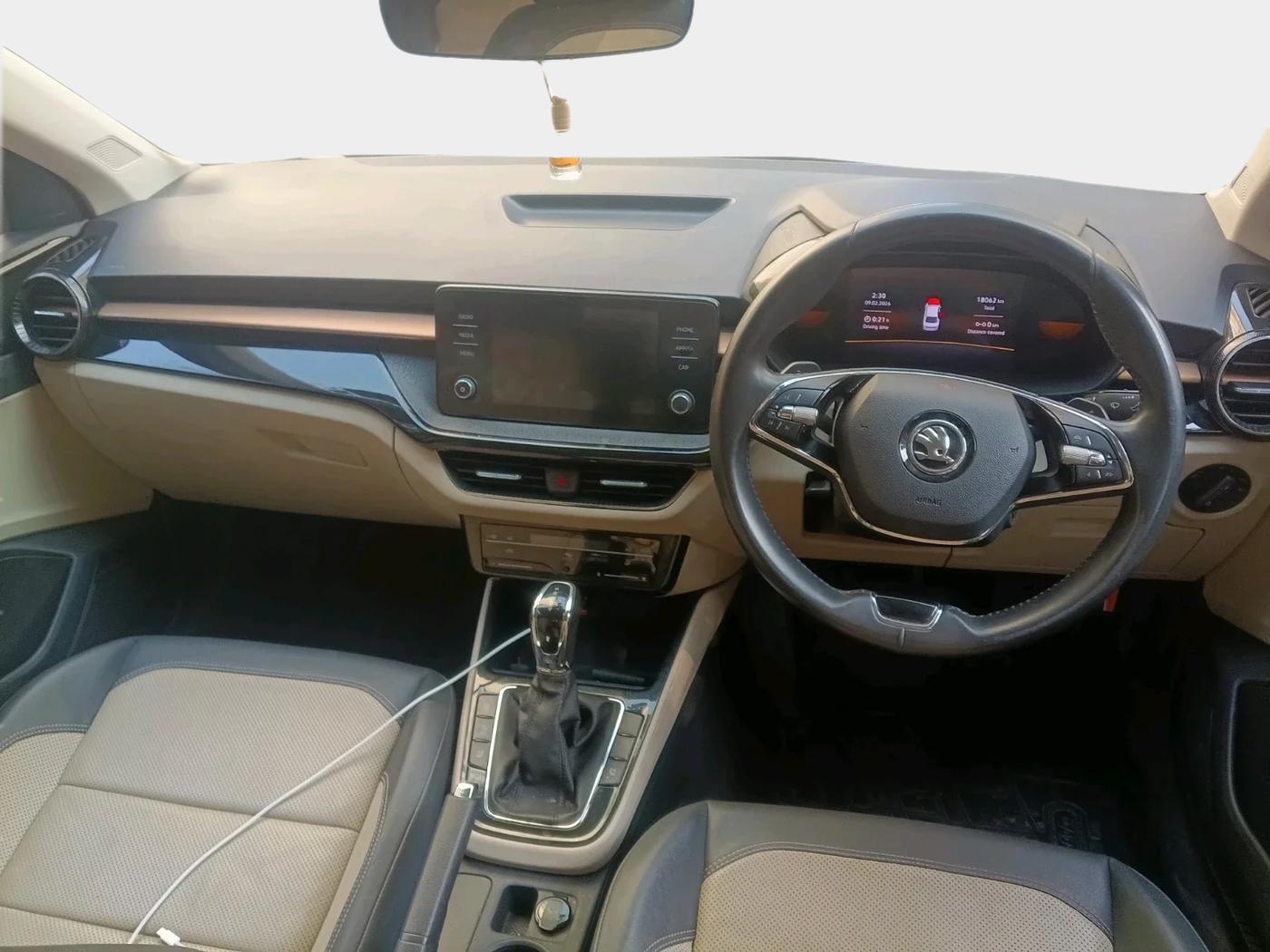 2023 Skoda SLAVIA STYLE 1.5L TSI DSG, Petrol, Automatic, 18,062 km, interior