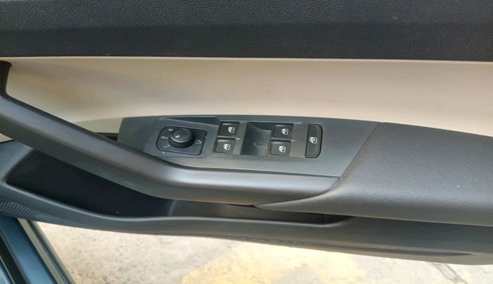 2023 Skoda SLAVIA STYLE 1.5L TSI DSG, Petrol, Automatic, 18,062 km, interior