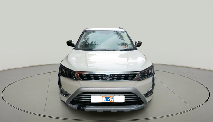 2020 Mahindra XUV300 W8 (O) 1.2 PETROL, Petrol, Manual, 23,997 km, exterior