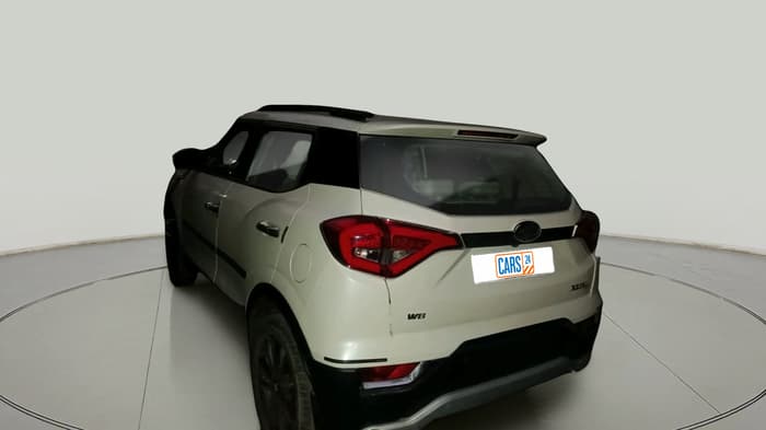 2020 Mahindra XUV300 W8 (O) 1.2 PETROL, Petrol, Manual, 23,997 km, exterior