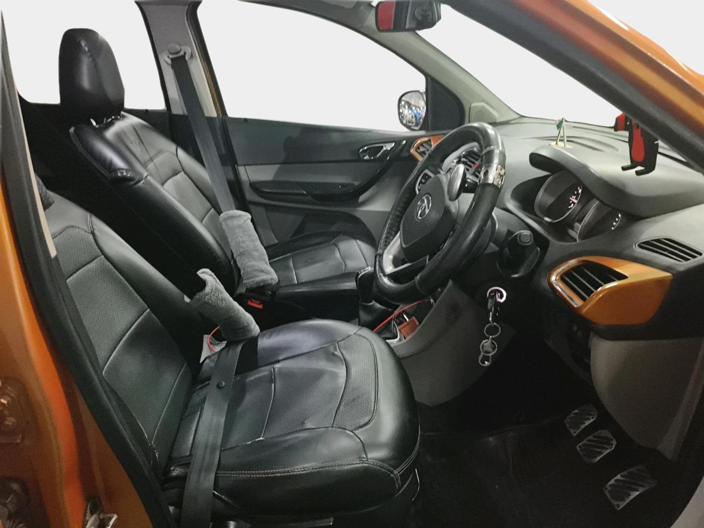 2016 Tata Tiago XZ DIESEL, Diesel, Manual, 85,846 km, interior