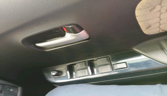 2018 Maruti Wagon R 1.0 VXI AMT, Petrol, Automatic, 46,241 km, interior