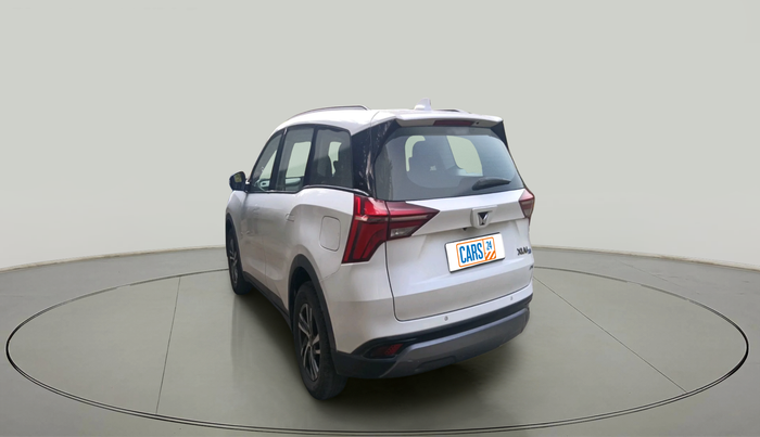 2022 Mahindra XUV700 AX 5 D AT 7 STR, Diesel, Automatic, 1,08,075 km, exterior