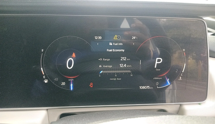 2022 Mahindra XUV700 AX 5 D AT 7 STR, Diesel, Automatic, 1,08,075 km, interior