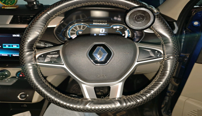 2022 Renault TRIBER RXZ, Petrol, Manual, 18,484 km, interior